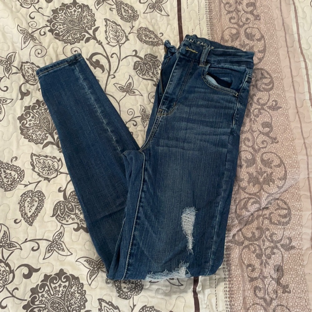 distressed american eagle jeans